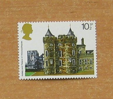 英国 爱丁堡的新镇、老镇--霍利德法宫.jpg