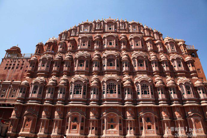 斋浦尔的地标性建筑-风宫.jpg