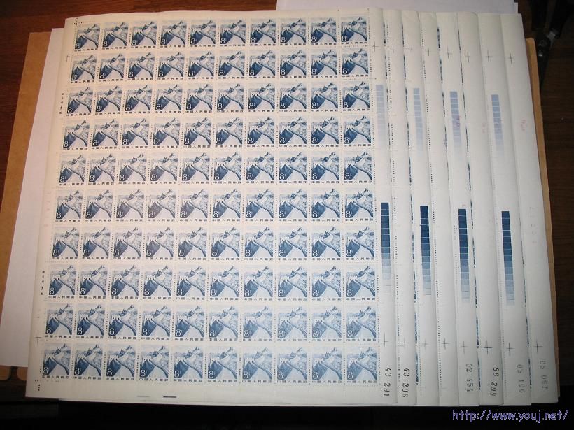 8分上下各3孔，最左一对为上下各4孔