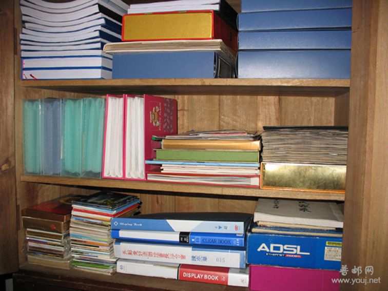 我的书柜2.jpg