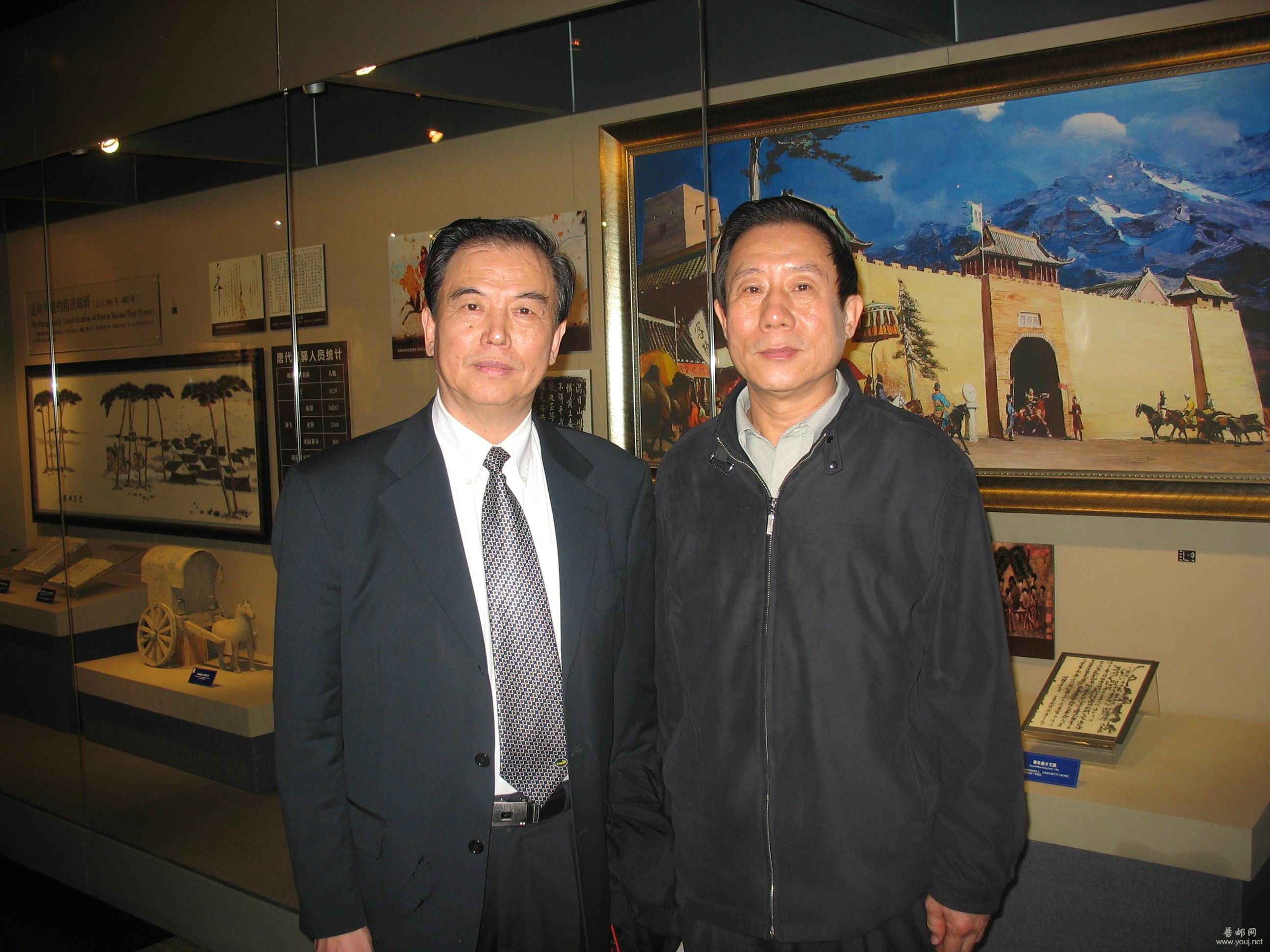 与全邮联张国华副秘书长合影