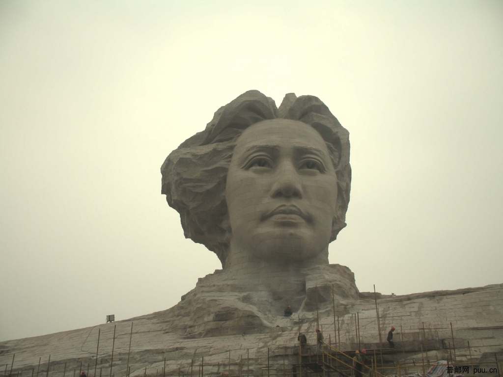 毛泽东塑像.jpg