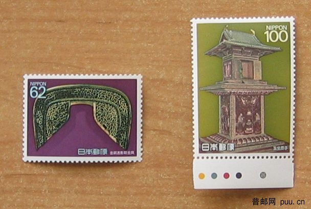 日本国宝（第三次）第七组： 金铜镂花鞍具、 五虫佛龛.JPG